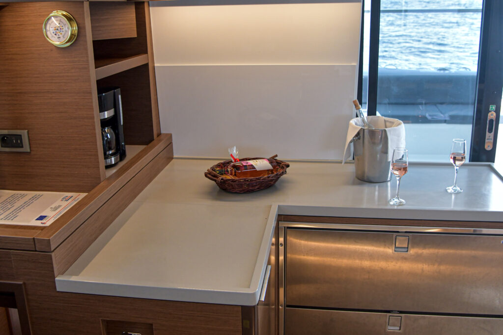 Epitimitor        Smerdaleos Eraptir